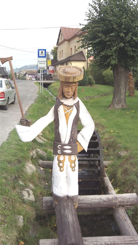 Obrázok starodávnych surovín a hotových pokrmov z Oravy
