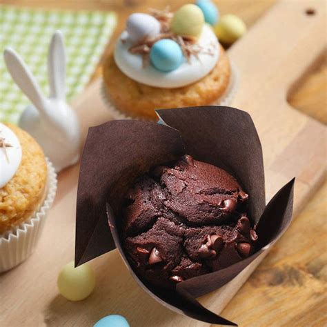 Fotografia hotových brusnicových muffinov