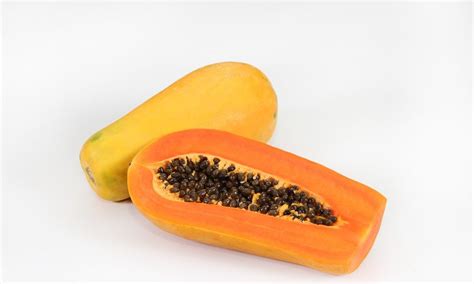 Papája - sladká a šťavnatá tropická dobrota: <obrazok>papaya.jpg</obrazok>