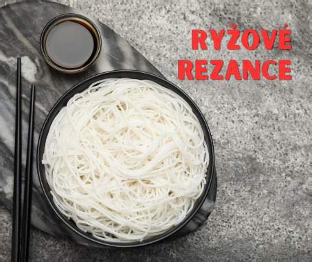 Vizualizácia procesu namáčania a varenia ryžových rezancov