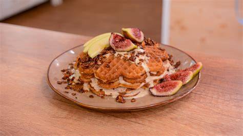 Infografika: Výber múk pre zdravé vafle (mandľová, kokosová, ovsenej, celozrnná, quinoa)