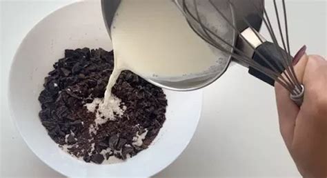 Čokoládová ganache tekutá a tuhá