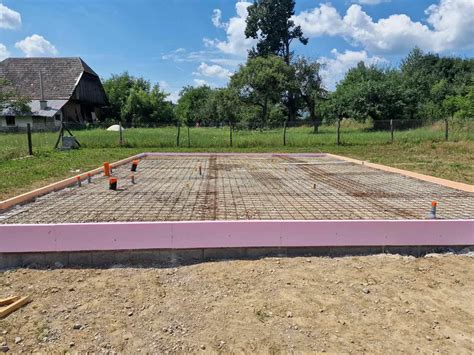 Výstavba základov a podstavca pece
