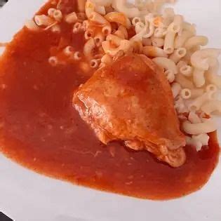 Koláž rôznych plniek do kuracích stehien