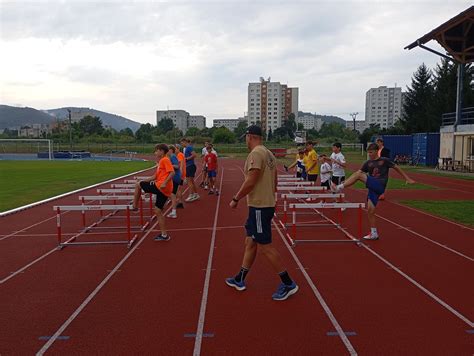 Rôzne typy atletických prekážok