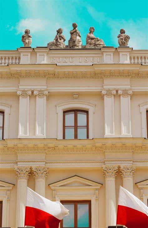 Infografika: najväčšie mesta Poľska a hlavné turistické ciele