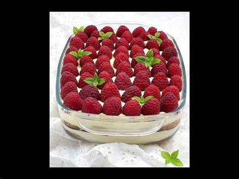Obrázok 1: Krémový malinový dezert s mascarpone a čerstvými malinami