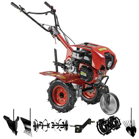 Malotraktor s príslušenstvom v záhrade