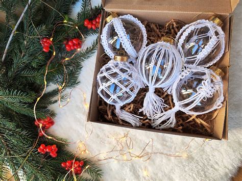Ukážka macrame vianočnej gule