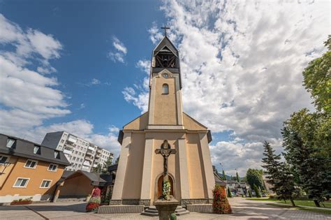 Kostol Povýšenia sv. Kríža v Hubovej