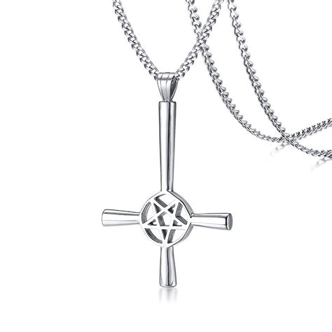 Satanský kríž s pentagramom