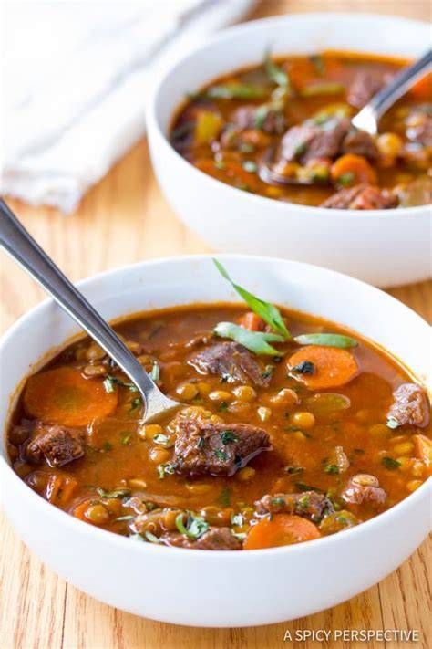 Infografika: Zloženie a kroky prípravy Beef & Lentil Stew