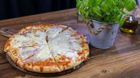 Infografika: Porovnanie bezlepkových múk a ich vhodnosti na pizzu