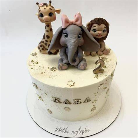 torta s motívom zvieratka a farebným zdobením pre deti