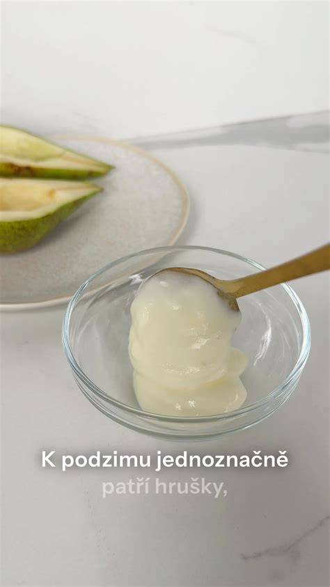 Roztopené maslo s medom na hrušky - ilustračný detail