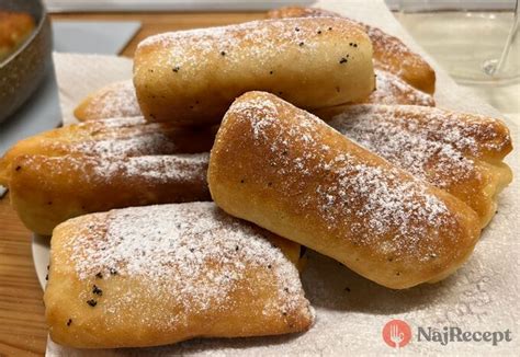 Makové pochúťky a ich tradičné využitie v Slovenskej kuchyni