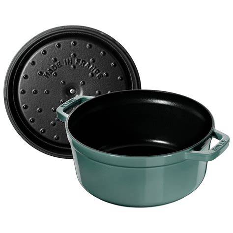 Schéma vrstiev liatinového hrnca Staub Cocotte: smalt, železo, inštrukcie údržby