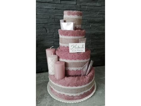 torta z uterakov - ukazka hotovej uterakovej torty