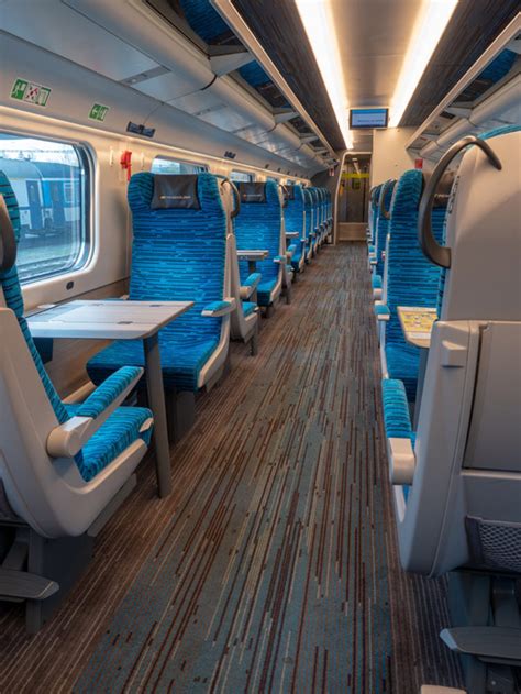 Obrázok znázorňujúci letné jedlé ponuky v reštauračnom voze SC Pendolino