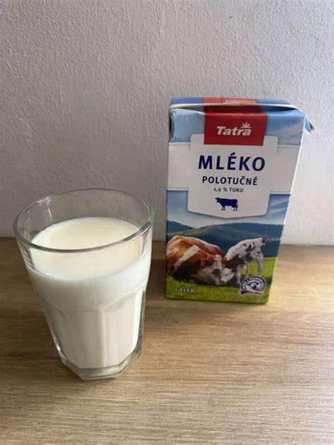 Porovnanie balení a konzistencie polotučných tvarohov