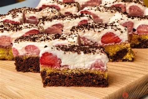 Obrázok s ikonickými ts muffinmi pripravenými z tvarohu a kyslej smotany