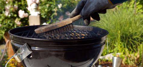Praktické tipy na údržbu vertikálneho grilu