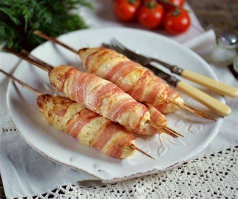 obrázok plnenej panenky zabalené v slanine