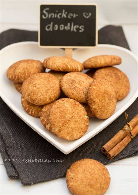 Ilustrácia Snickerdoodles s popisom škoricové posýpky
