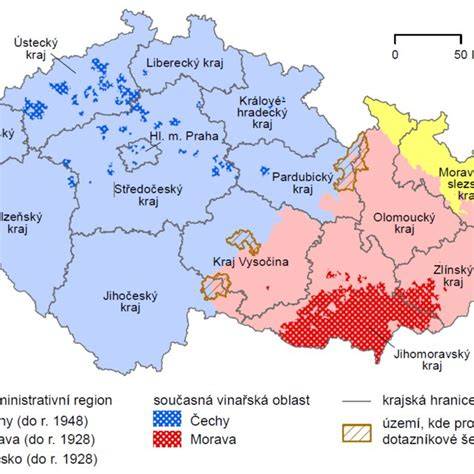 Obr.1: historické oblátky a sušienky v rámčeku