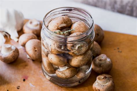 infografika_spravny_postup_marinated_mushrooms