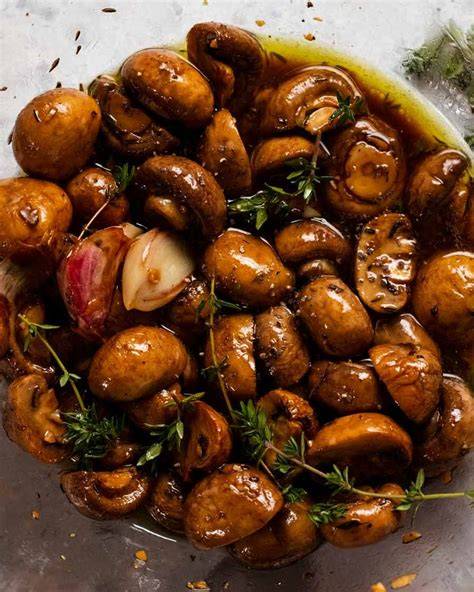 tlacena_infografika_varian_marinated_mushrooms