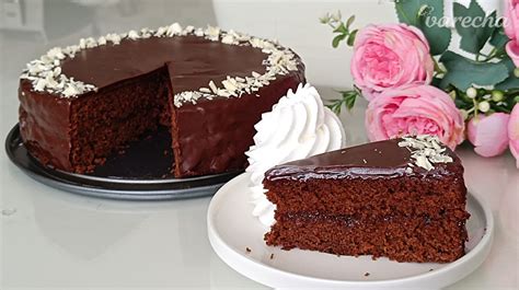 Hladenie povrchu torty cukrárskou kartou
