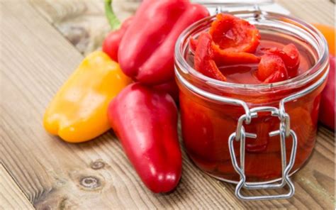 Zaváraná paprika v oleji