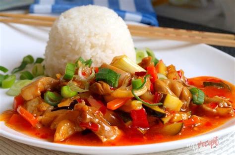 Infografika: postup prípravy stir-fry kuracieho mäsa a zeleniny