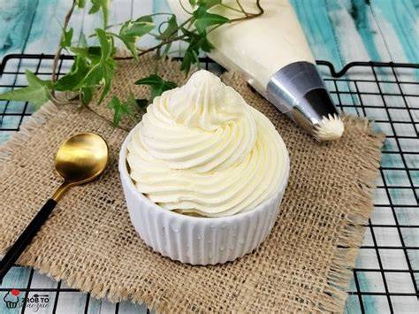Krém z mascarpone a kondenzovaného mlieka - základ a variácie