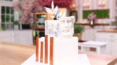 Obrázok: Torta inšpirovaná architektúrou s viacerými poschodiami