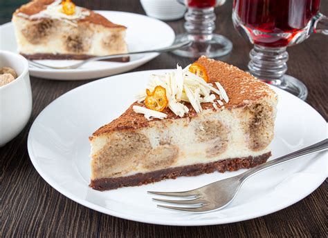 Vizualizácia možností zúžitkovania medovníkov: crumble, poháre, tiramisu a cheesecake