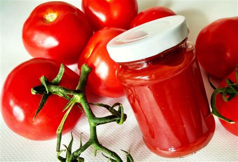 Obrázok: Domáci paradajkový pretlak vs. supermarketový