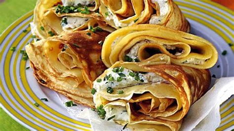tagimg: kefírové palacinky so syrom a pažítkou
