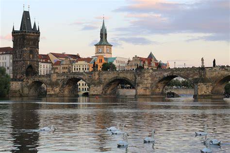 Obrázok: Mlýnec s výhľadom na Karlův most