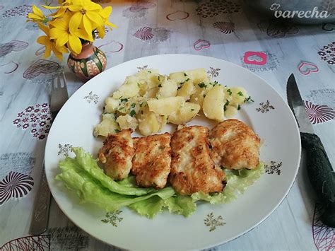 Vizualizácia postupu plnenia kuracích pŕs a krájania na rezne