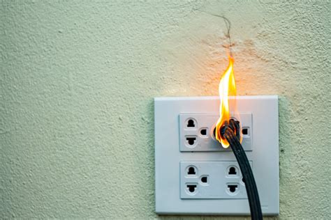 Infografika: Bezpečnostné kroky pred opravou elektrickej rúry