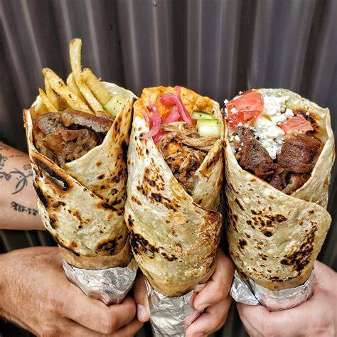Infografika s ponukou burgerov a kategórií (Pizza, Burgre, Ázia, Kebab, Slovenská kuchyňa, Street Food, Cestoviny)