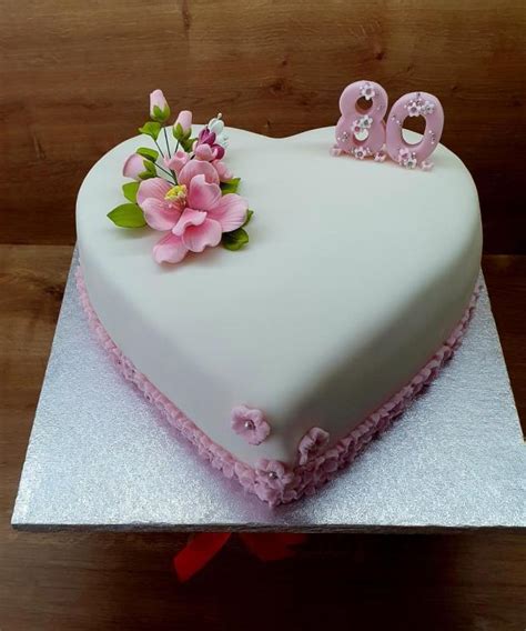 Torta v tvare stavebného stroja