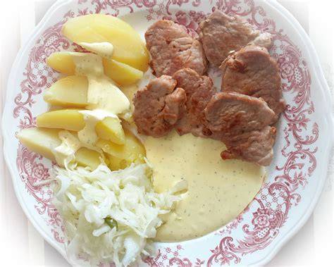 Obrázok: Bravčový steak s grilovaným cesnakom a omáčkou