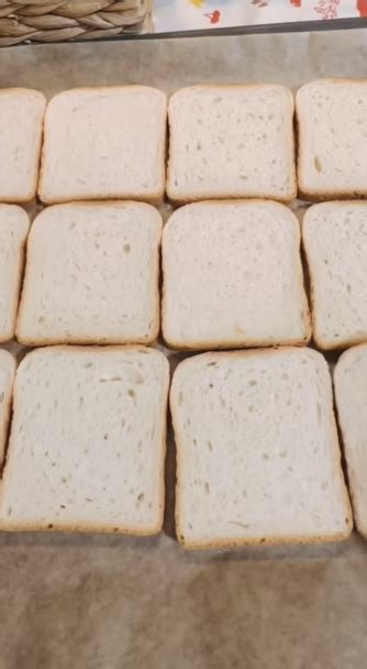 Obrázok: Spredu domáceho bezlepkového toastového chleba