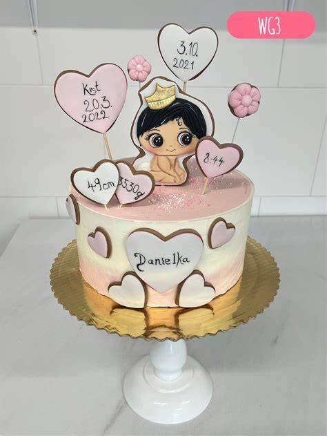 Ukážka dekorov makovej torty pre dievčatá