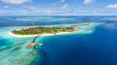 Hurawalhi Island Resort Maldives - plávajúce raňajky