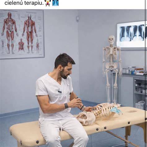Vizualizácia anatomických štruktúr hlasiviek a hrtanu