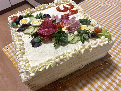 Infografika: Slaná torta na oslavu prvého svätého prijímania